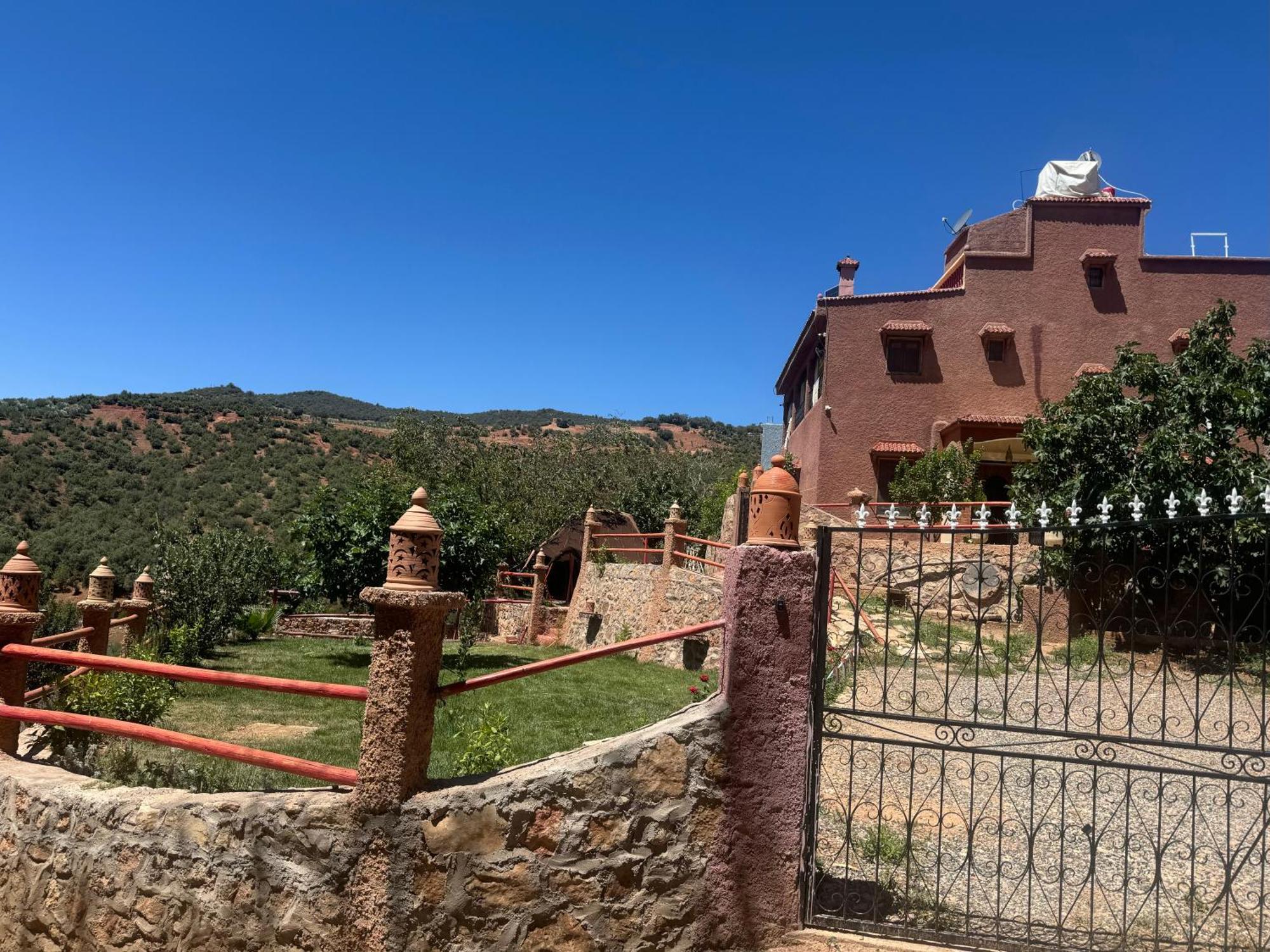 Gite Marbie Maison Rurale, Une Experience Naturelle Unique, Au Coeur Du Moyen Atlas, Maroc Kasba Tibouda Exterior photo