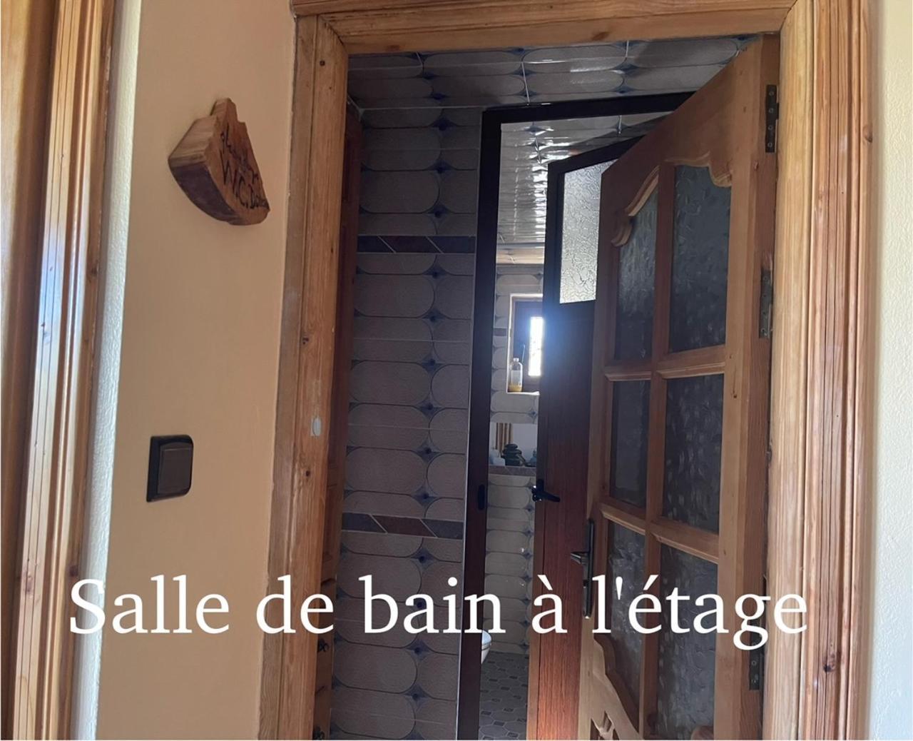 Gite Marbie Maison Rurale, Une Experience Naturelle Unique, Au Coeur Du Moyen Atlas, Maroc Kasba Tibouda Exterior photo