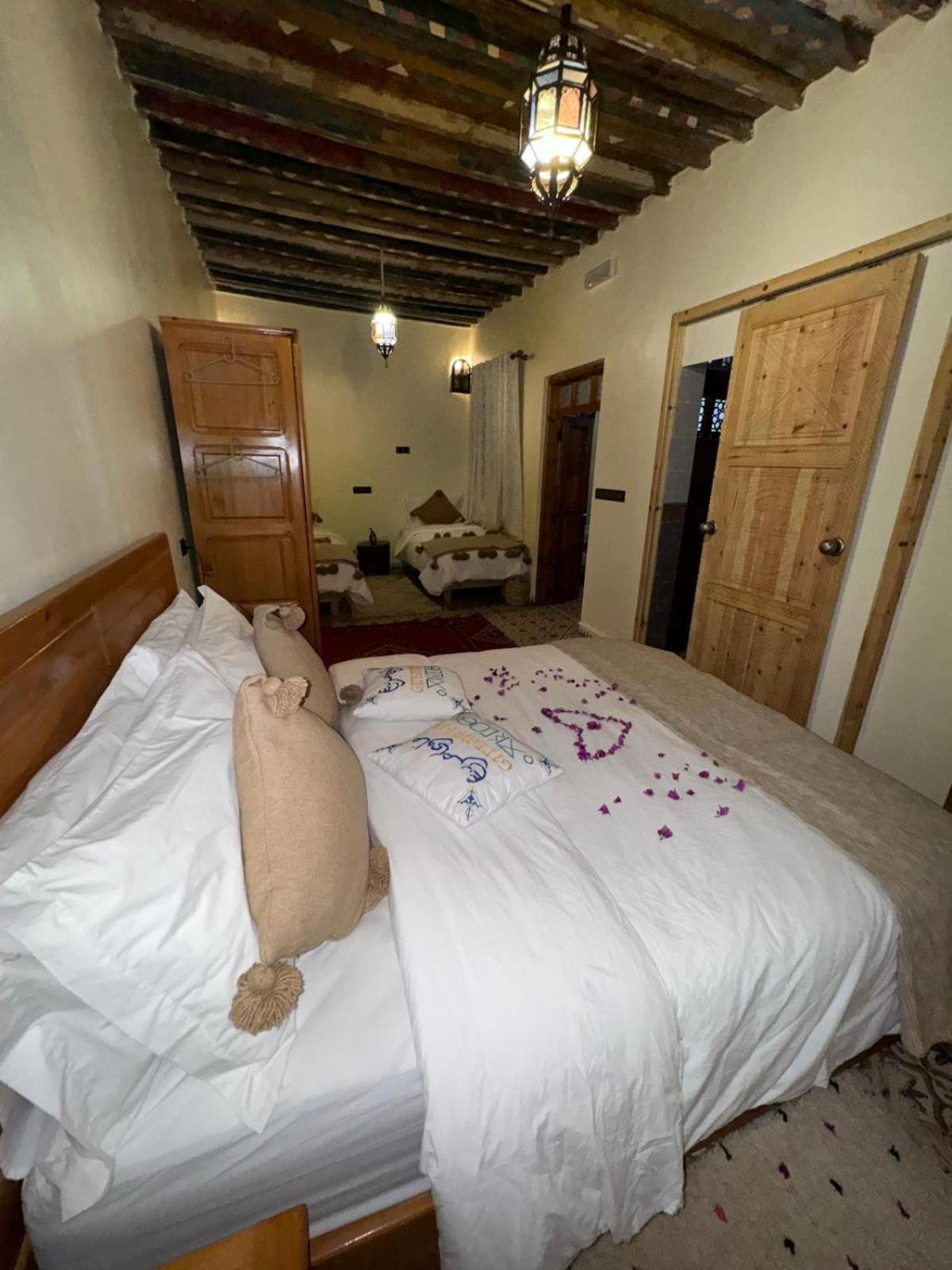Gite Marbie Maison Rurale, Une Experience Naturelle Unique, Au Coeur Du Moyen Atlas, Maroc Kasba Tibouda Exterior photo